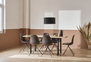 Ghế ăn Sun phối cảnh 1